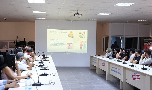 Antalya'da toplu ulaşım şoförlerine hizmet içi eğitimler başladı