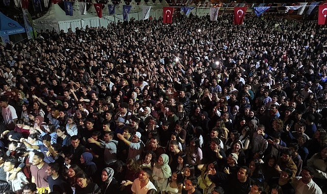 Umuttepe Kampüsü, Büyükşehir'le rengârenk