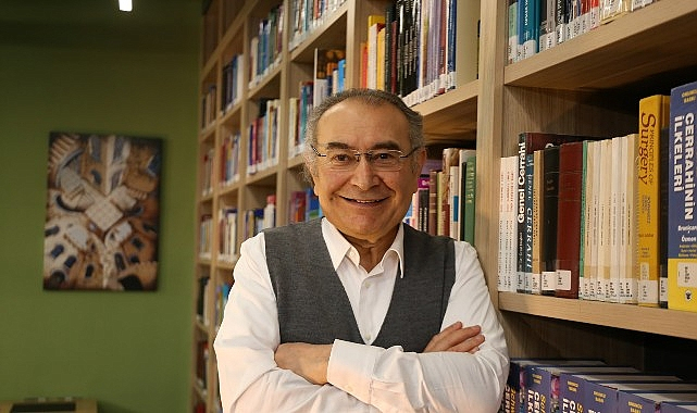 Prof. Dr. Nevzat Tarhan:  ″En iyi antidepresan karşılıksız iyilik yapmak!″