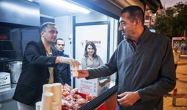 Bornova'da soğuk sabahlar sıcak çorbayla ısınıyor