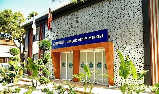 Menemen'de eğitime dijital destek
