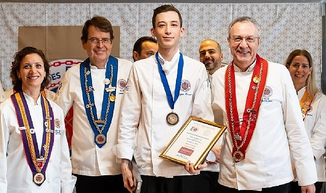 Mövenpick Hotel Istanbul Marmara Sea'nin Genç Şefi Engin Özcan, “Jeunes Chefs Rôtisseurs