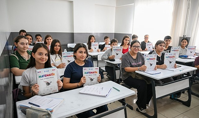 Bornova Belediyesi'nden Eğitime Ücretsiz Destek