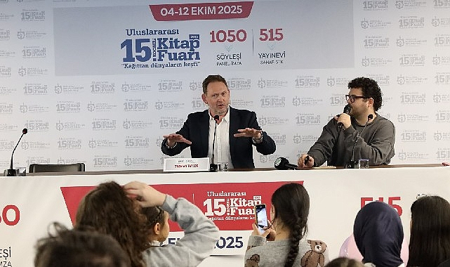 İngiliz Yazar Thomas Taylor, Kocaeli Kitap Fuarı'nda Çocuklarla Buluştu